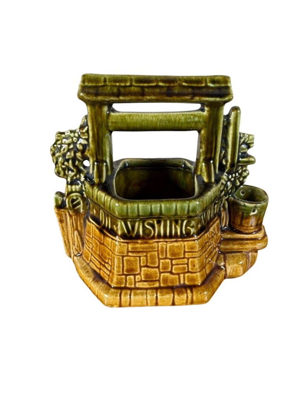 McCoy Wishing Well Planter